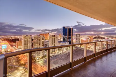 Turnberry Towers High-Rise Residence