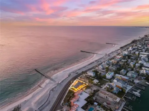 Bradenton Beach Buildable Lot