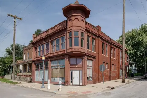 1920 Fourplex with Updated Systems