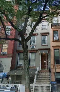 Triplex With Private Outdoor Space
