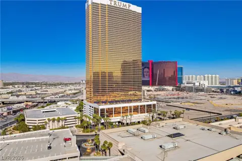 Las Vegas High-Rise Living