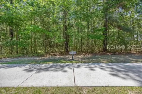 Homesite in Hampton Lake Community