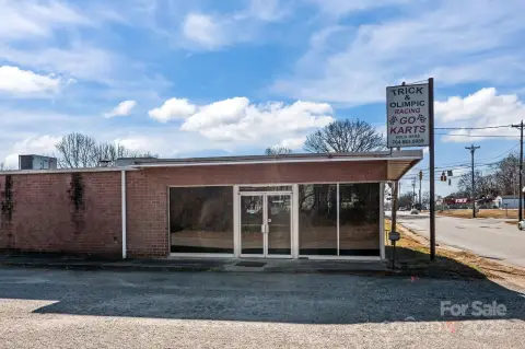 Auto Shop with Warehouse Space
