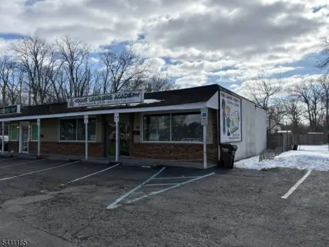 Retail Space on Busy Route