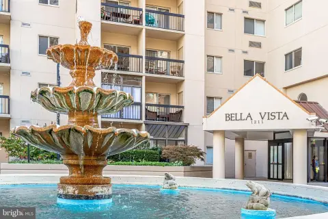 Renovated 1-Bedroom Condo