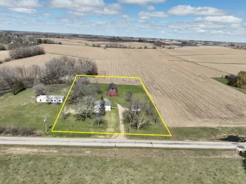 Waterloo Acreage with Farmhouse and Barn