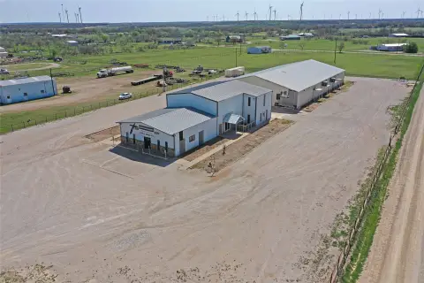 Fenced Mixed-Use Property with Shop