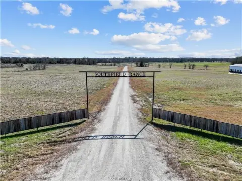Ag-Exempt Land Tract with Pond