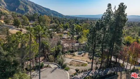 Altadena Land with Mountain Views