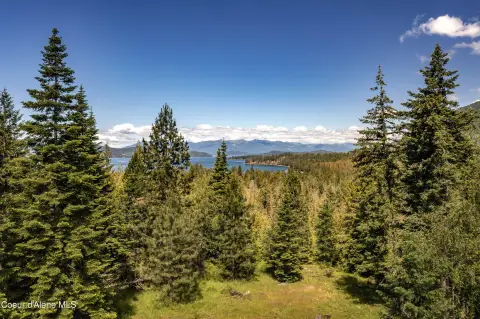 Rural Lake Peninsula Land