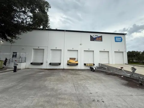 Lakeland Industrial Property with Warehouse