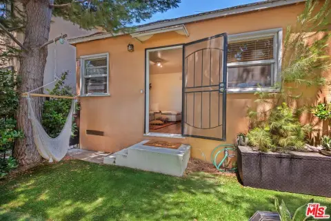 Remodeled Duplex in Prime Location