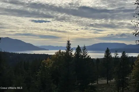 Lake-View Waterfront Land Parcel