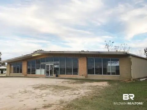Storefront Building With Tall Ceilings