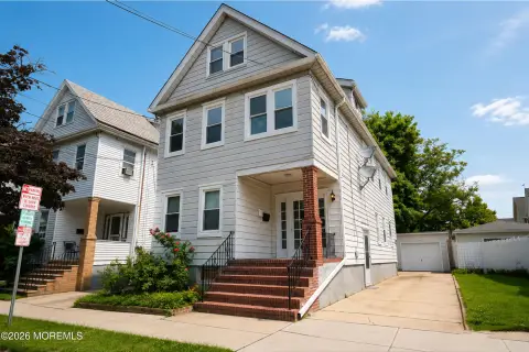 Renovated Multifamily Home Near Rutgers