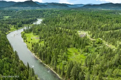 Riverfront Land with Multiple Build Sites