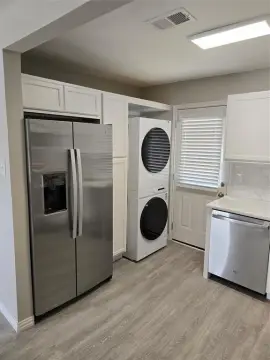 Updated Duplex Near Downtown Fort Worth