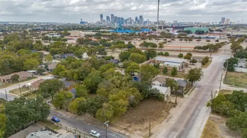 Vacant Commercial Lot Near Fair Park