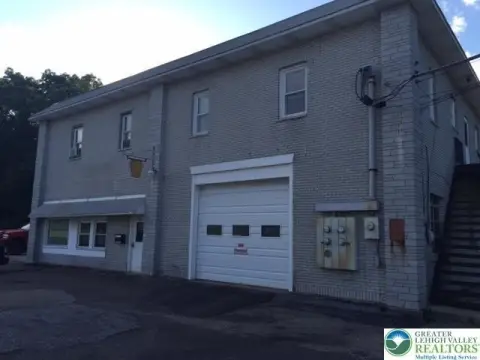 Flex Storage with 10-Foot Door