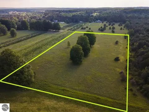Recreation Land Parcel with Easement Access