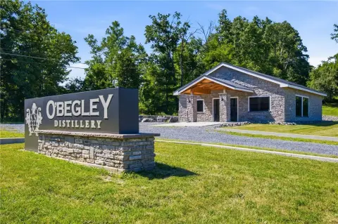 Freestanding Bar & Restaurant Building