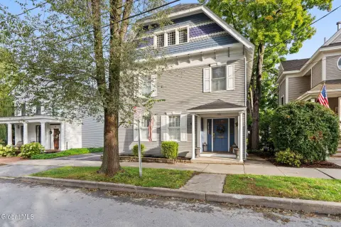 Duplex with Guest Cottage