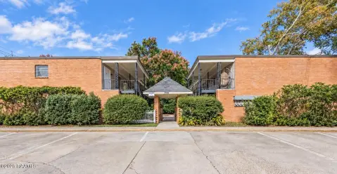 14-Unit Multifamily Property