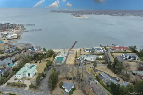 Kings Point Waterfront Property