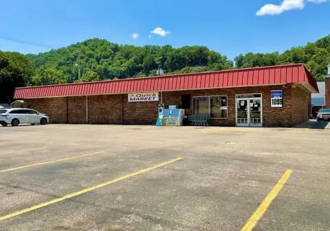Grocery and Convenience Store with Equipment