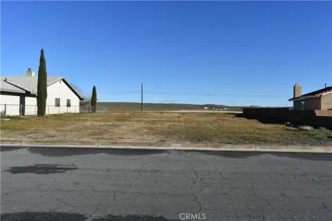 Helendale Vacant Lot with Views