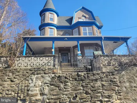 Victorian Triplex
