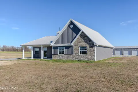 Union City Commercial Property For Sale