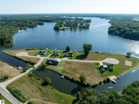 All-Sports Waterfront Lot