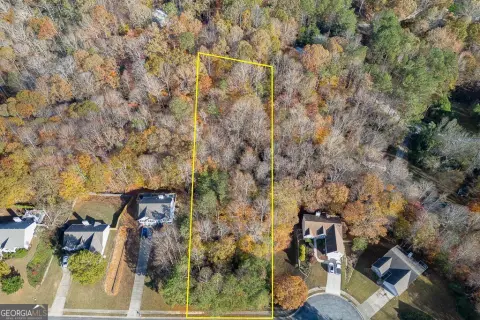 Acreage Homesite in Flowery Branch