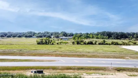 Commercial Land
