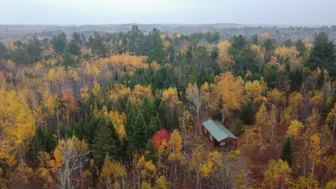 Pembroke Land with Cabin Shells