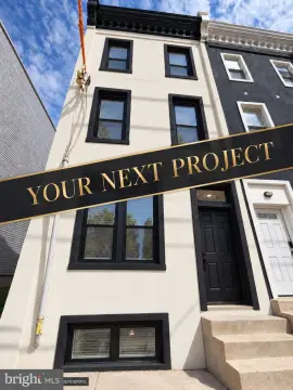Triplex with Three-Apartment Layout