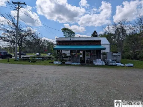 Greenhouse Garden Center