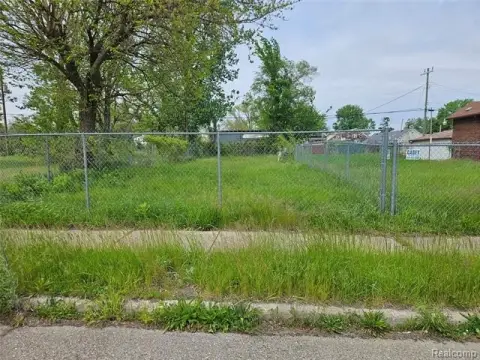 Residential Land in Detroit, MI