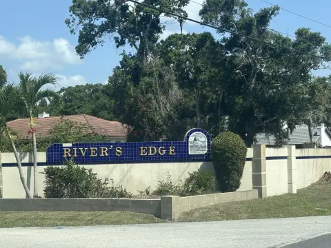 Residential Lot in Rivers Edge