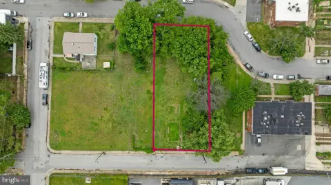 Flat Lot in Baltimore, MD