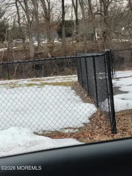 Residential Lot Backs to Lake