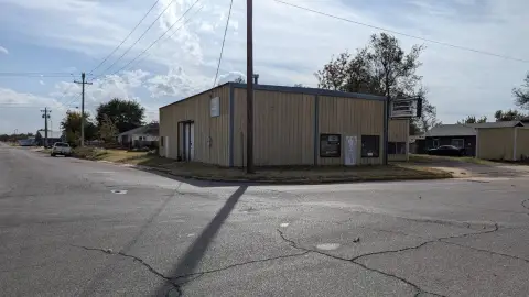 Commercial Building in Woodward, OK