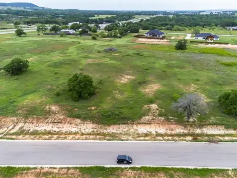Granbury Land in Vista Oaks