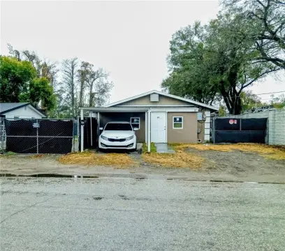 Auto Shop with Duplex Use