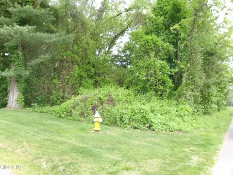 Residential Land in Niskayuna, NY