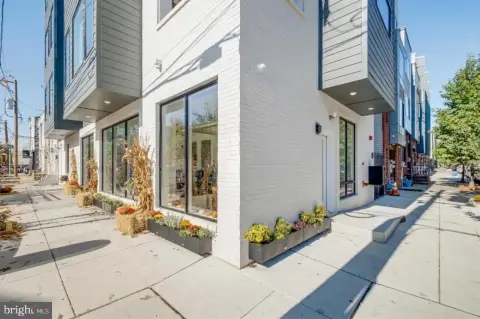 Storefront Office Suite