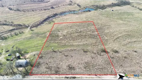 10.01 Acres Homesite in Gustine, TX
