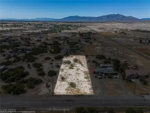 Pahrump Acreage with Mountain Views