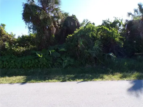 Residential Lot in Port Charlotte